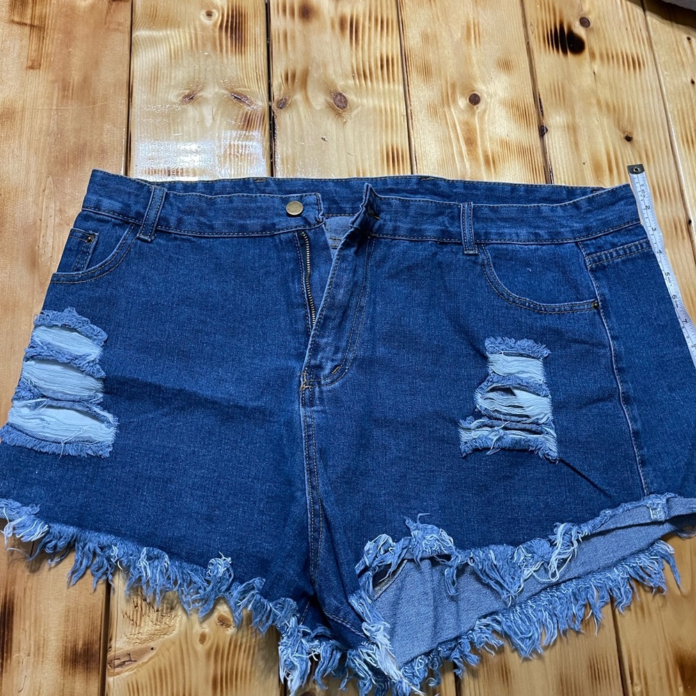 SHEIN SHORTS